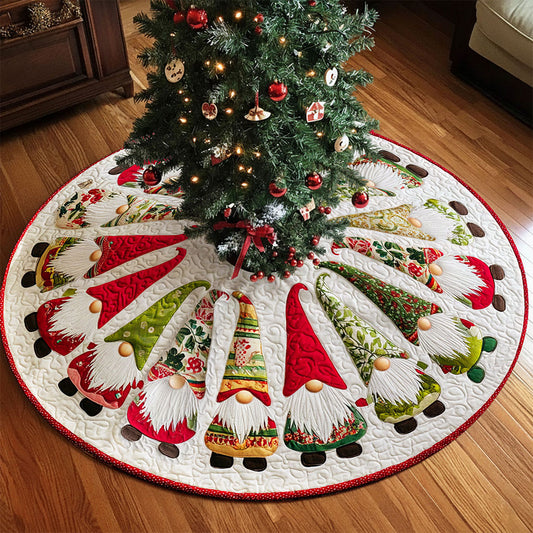 Christmas Tree Skirt with Gnome, Festive Holiday Decoration, Gnome Xmas Decor, Cozy Farmhouse Christmas Gift QFTO5091001