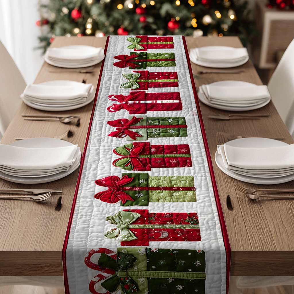 Christmas Present Table Runner QFTD5171003